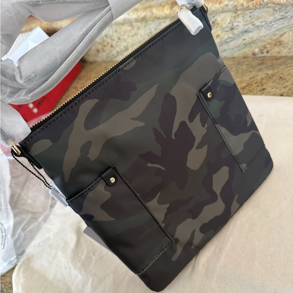 Marc Jacobs Preppy Swing Nylon Flat Crossbody Bag ~NWT~ Camo